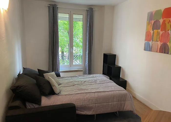 Trendy 2 Rooms Paris 13